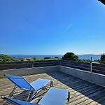 De Diseno En Playa Pragueira - *