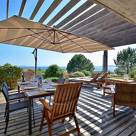 Villa De Diseno En Playa Pragueira -